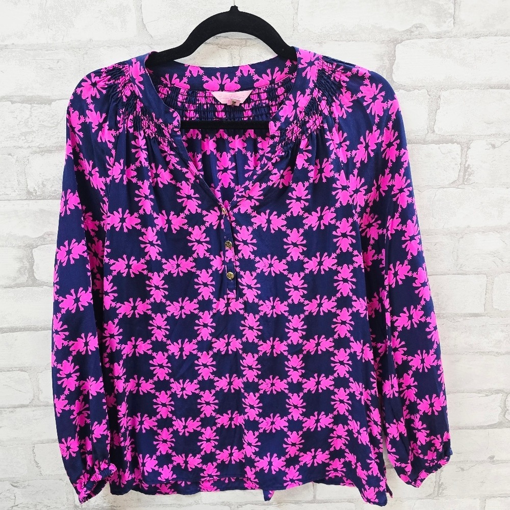 Lilly Pulitzer Elsa Top Silk Blouse Navy Pink Frog Print Smocked V-Neck Small